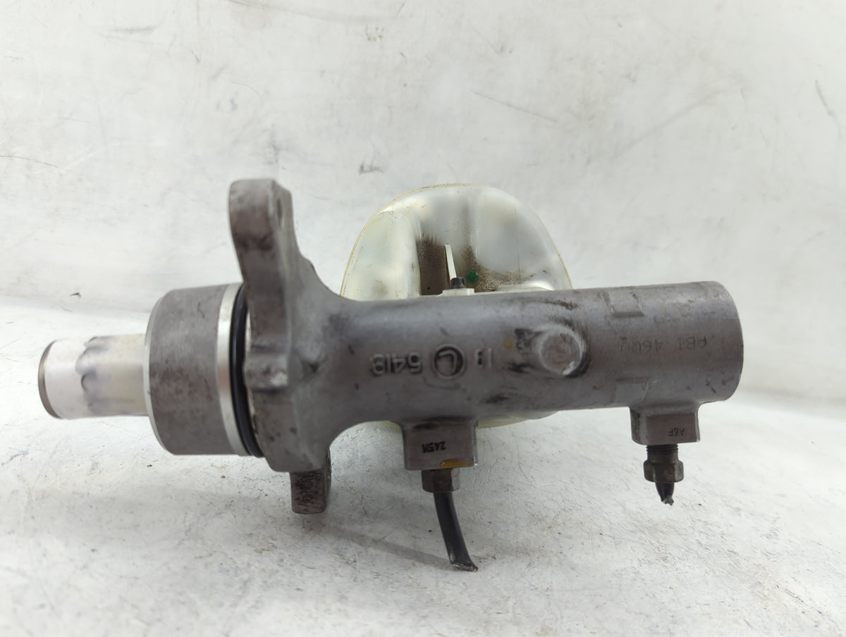 2011-2022 Ram 1500 Brake Master Cylinder 1498760 - Oemusedautoparts1.com