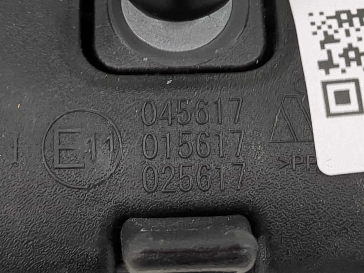 2013 Ram 1500 Interior Rear View Mirror Replacement OEM P/N:E11 045617 E11 015617, E11 025617 Fits OEM Used Auto Parts - Oem