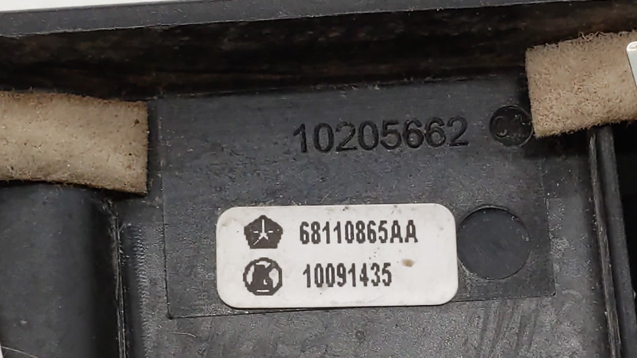 2013 Ram 1500 Passeneger Right Power Window Switch 68110865aa - Oemusedautoparts1.com
