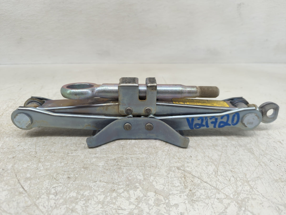 2013 Scion Fr-s Spare Scissor Car Jack 1157450 - Oemusedautoparts1.com