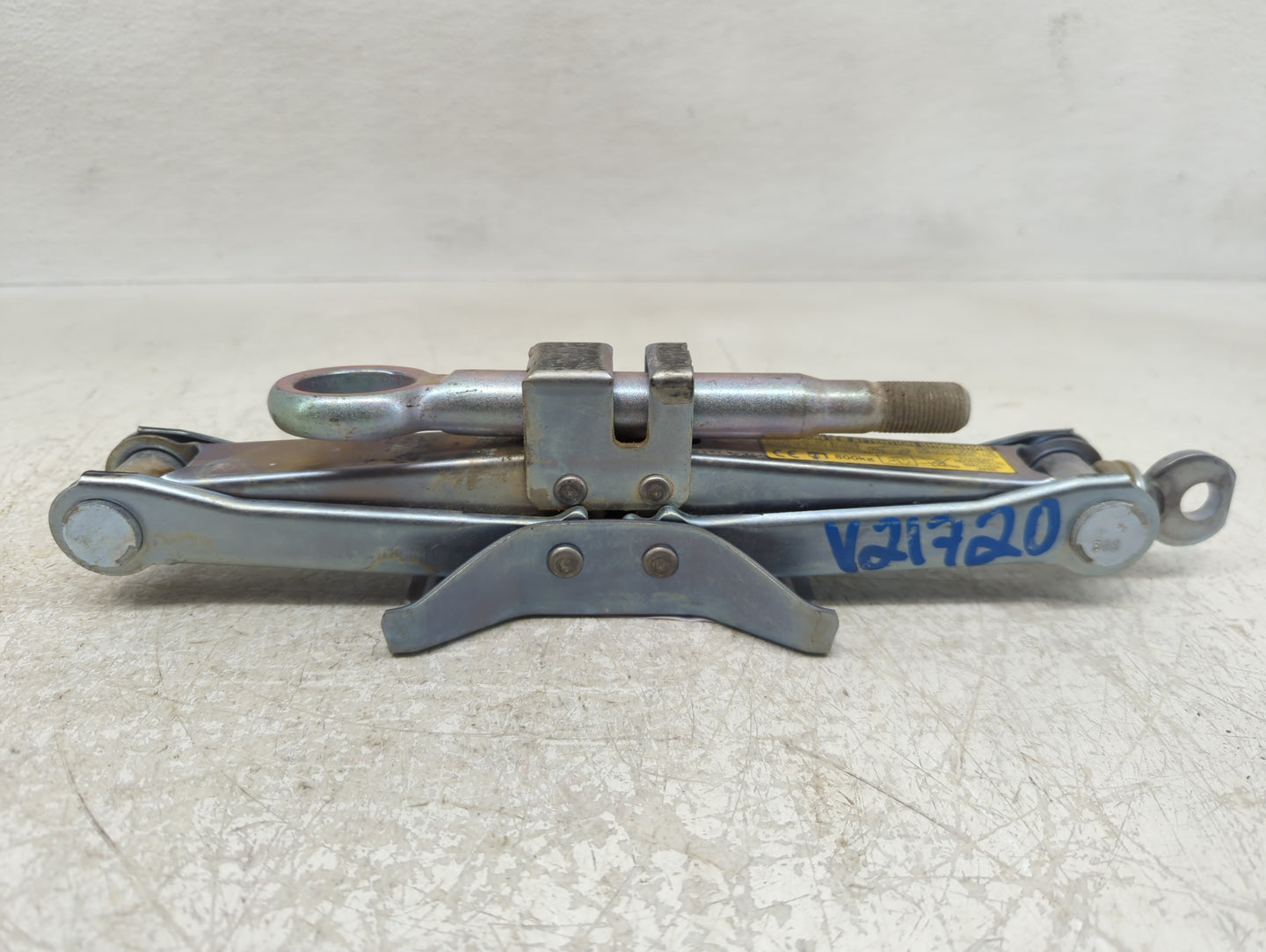 2013 Scion Fr-s Spare Scissor Car Jack - Oemusedautoparts1.com
