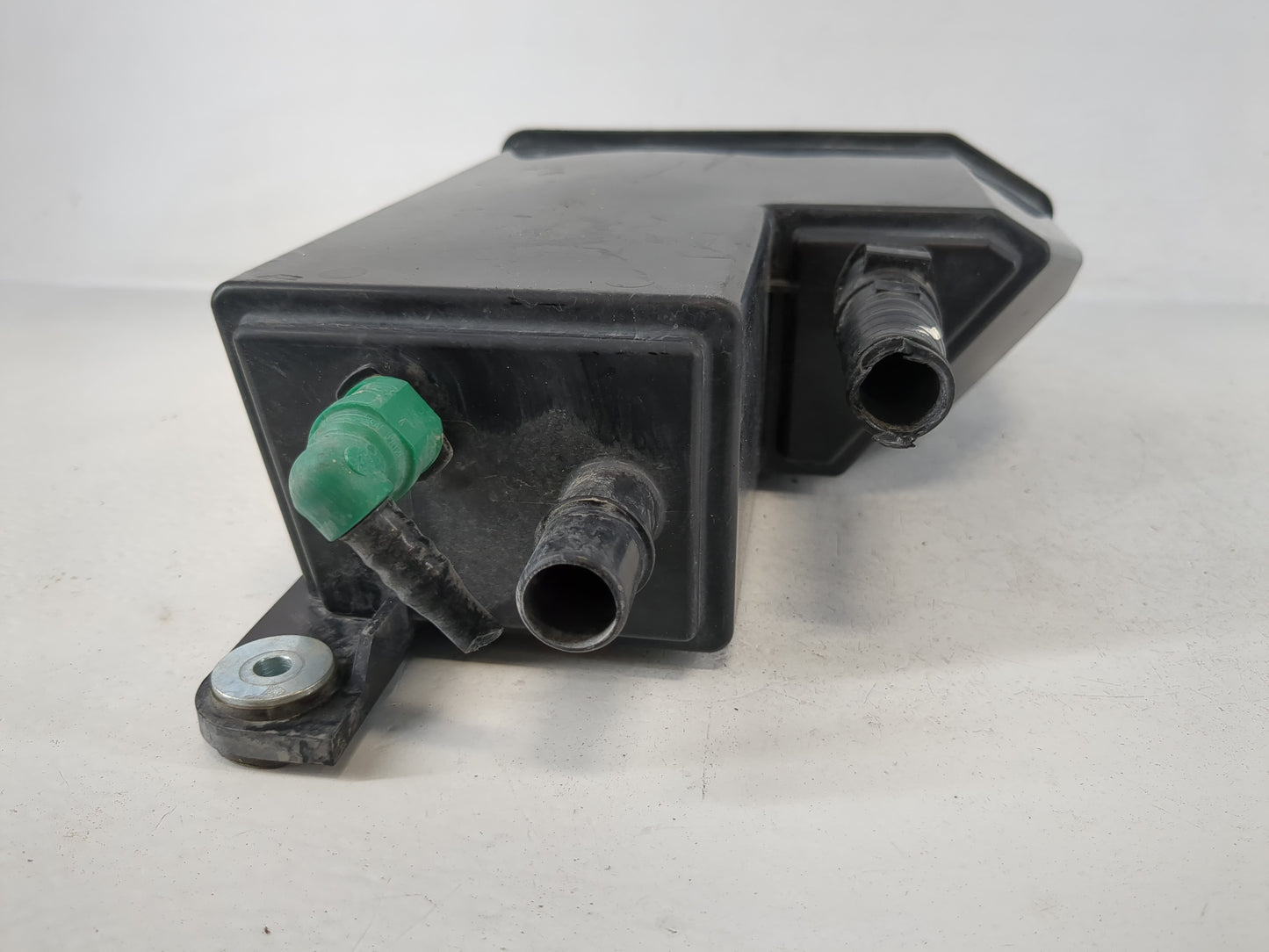 2013 Scion Fr-s Fuel Vapor Charcoal Canister - Oemusedautoparts1.com
