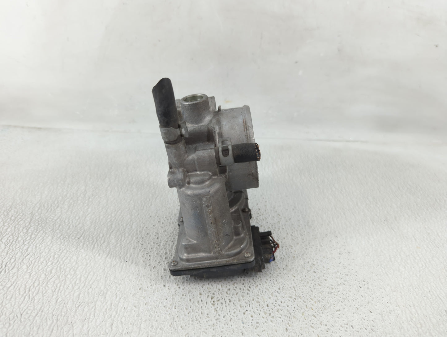 2013-2016 Scion Fr-S Throttle Body P/N:16112AA400 Fits Fits 2013 2014 2015 2016 2017 2018 2019 2020 OEM Used Auto Parts - Oe