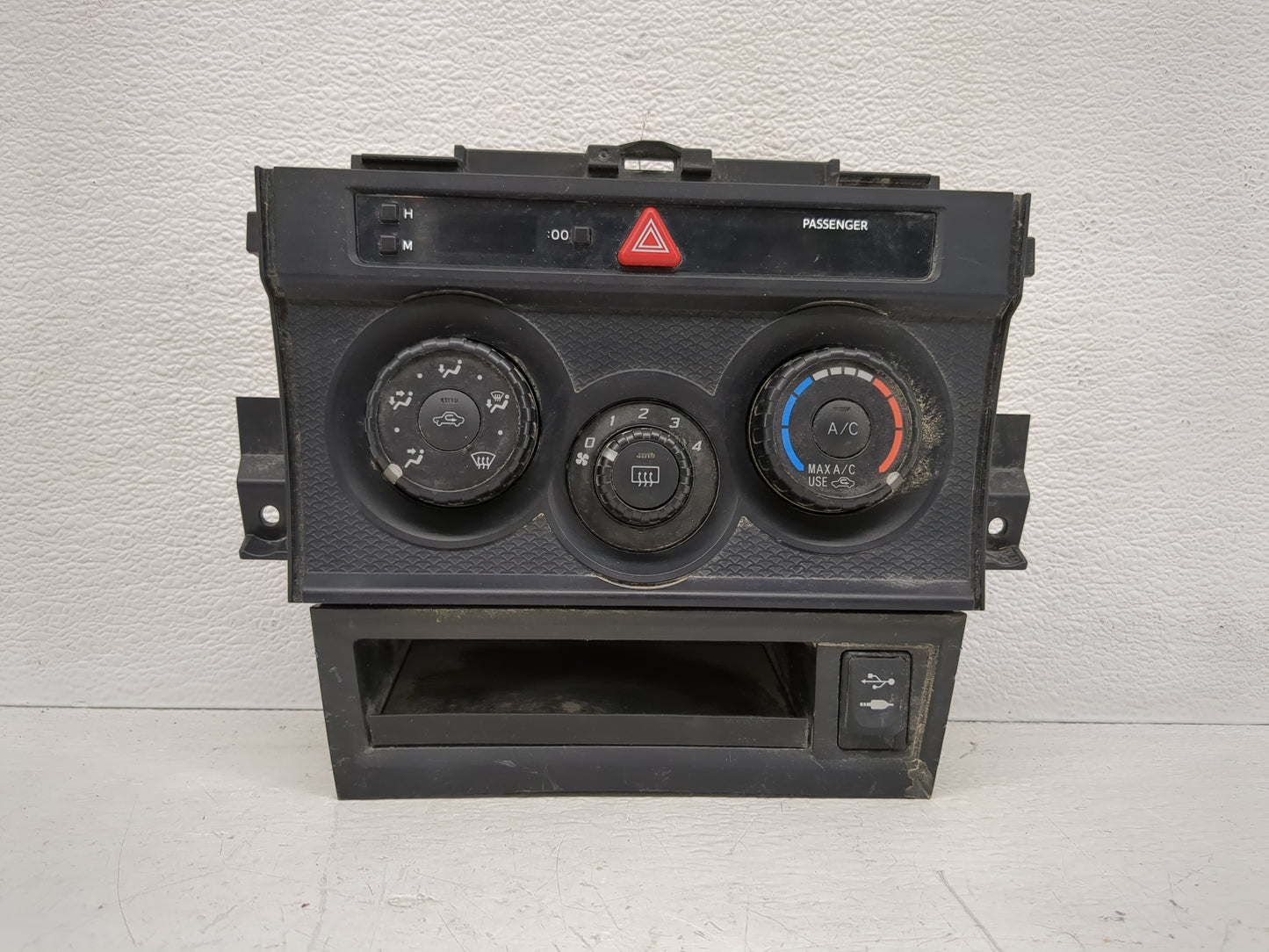 2013-2016 Scion Fr-S Climate Control Module Temperature AC/Heater Replacement P/N:85201CA040 Fits OEM Used Auto Parts - Oemu