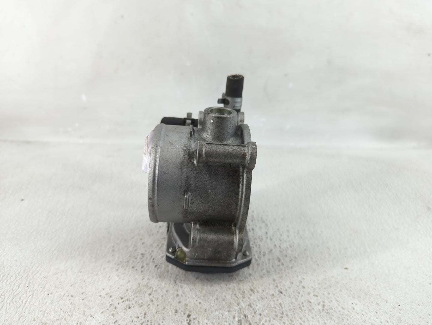 2013-2016 Scion Fr-S Throttle Body P/N:16112AA400 Fits Fits 2013 2014 2015 2016 2017 2018 2019 2020 OEM Used Auto Parts - Oe