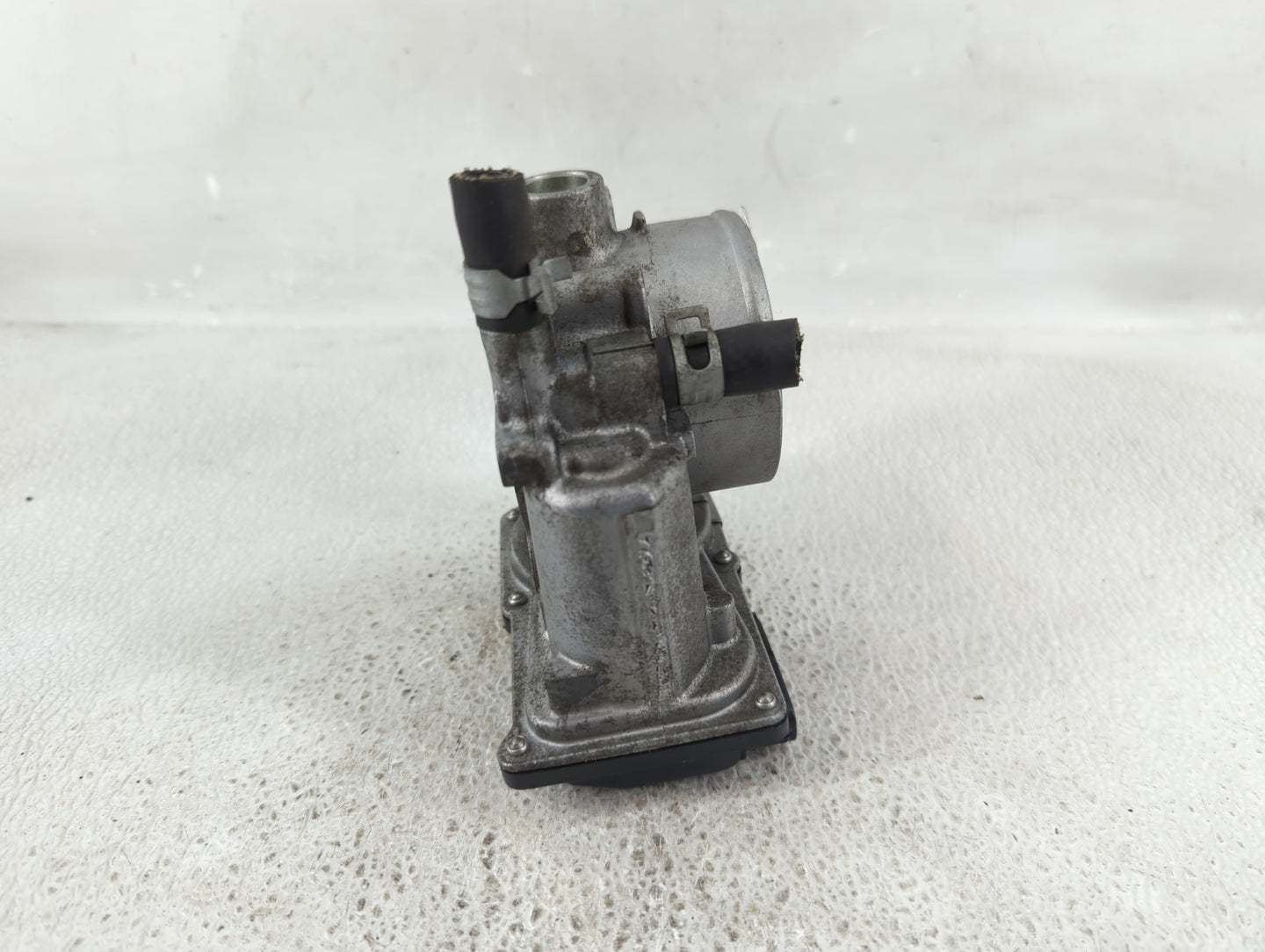 2013-2016 Scion Fr-S Throttle Body P/N:16112AA400 Fits Fits 2013 2014 2015 2016 2017 2018 2019 2020 OEM Used Auto Parts - Oe