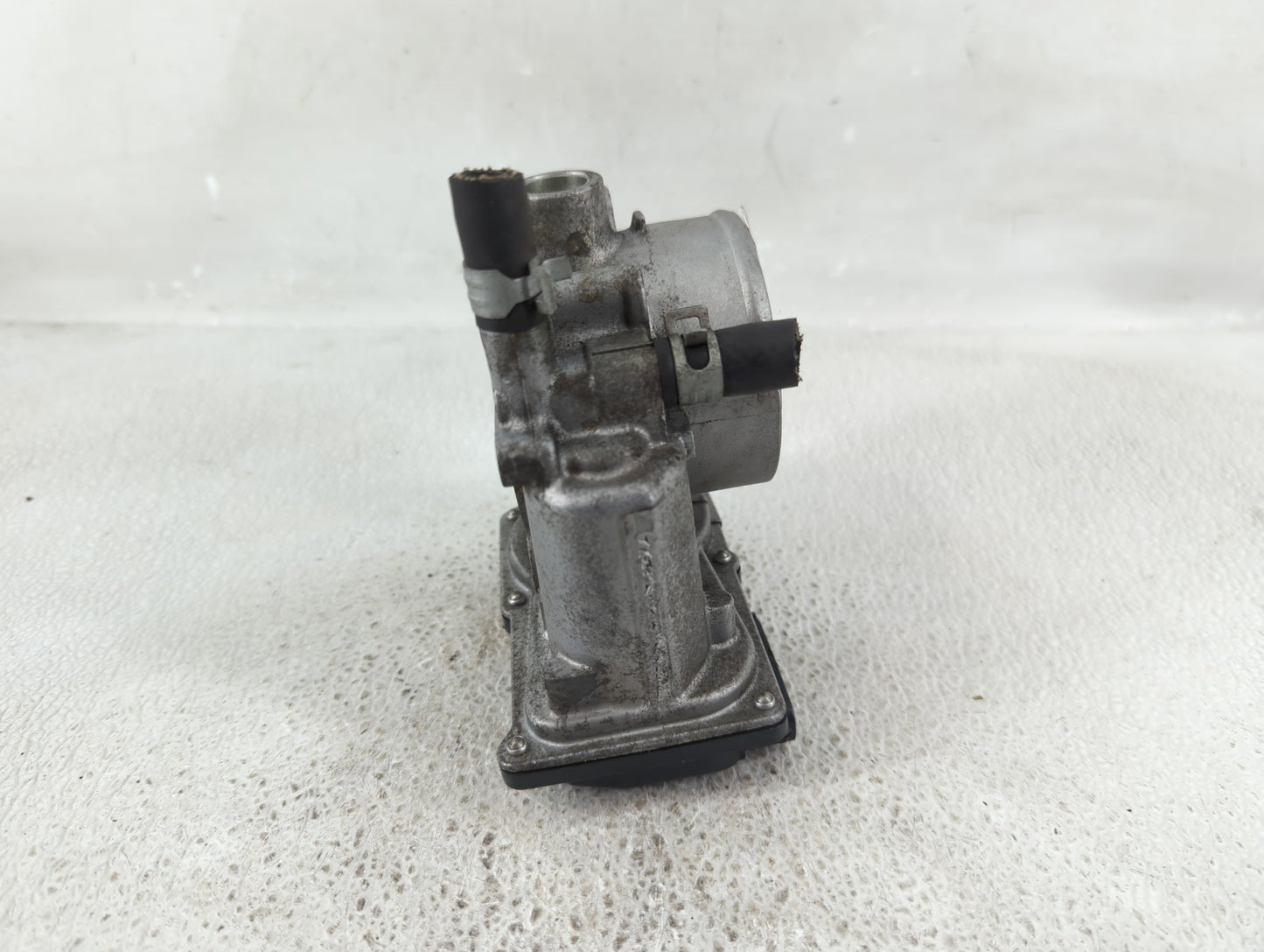 2013-2016 Scion Fr-S Throttle Body P/N:16112AA400 Fits Fits 2013 2014 2015 2016 2017 2018 2019 2020 OEM Used Auto Parts - Oe