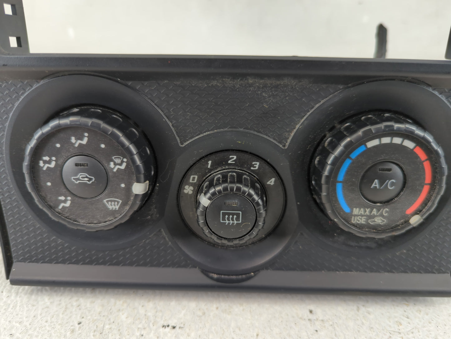 2013 Scion Fr-S Climate Control Module Temperature AC/Heater Replacement P/N:72311CA010 Fits OEM Used Auto Parts - Oemusedau