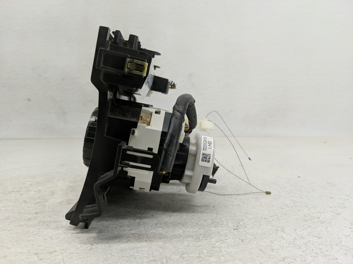 2013-2016 Scion Fr-S Climate Control Module Temperature AC/Heater Replacement P/N:72331CA110 Fits OEM Used Auto Parts - Oemu