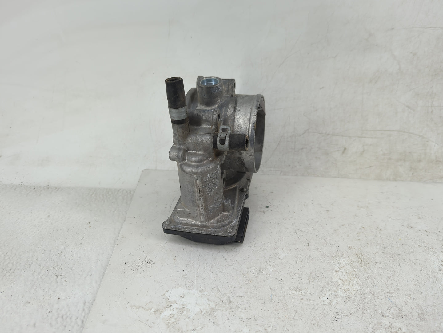2013-2016 Scion Fr-S Throttle Body P/N:16112AA400 Fits Fits 2013 2014 2015 2016 2017 2018 2019 2020 OEM Used Auto Parts - Oe