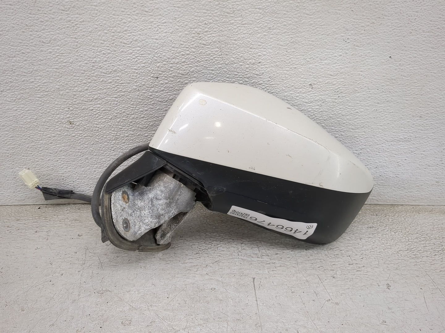 2013-2016 Scion Fr-S Driver Side View Mirror - Left Door Mirror OEM Used - Oemusedautoparts1.com