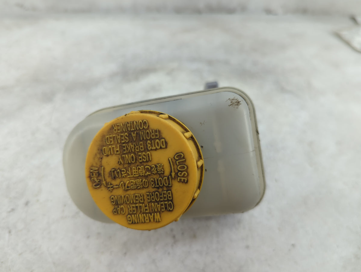 2013-2016 Scion Fr-s Brake Master Cylinder 1516063 - Oemusedautoparts1.com