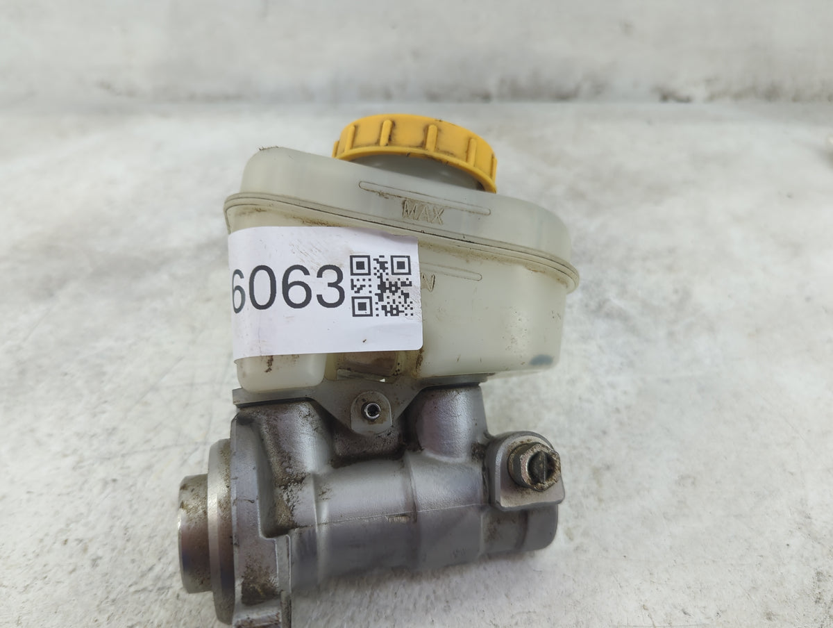 2013-2016 Scion Fr-s Brake Master Cylinder 1516063 - Oemusedautoparts1.com