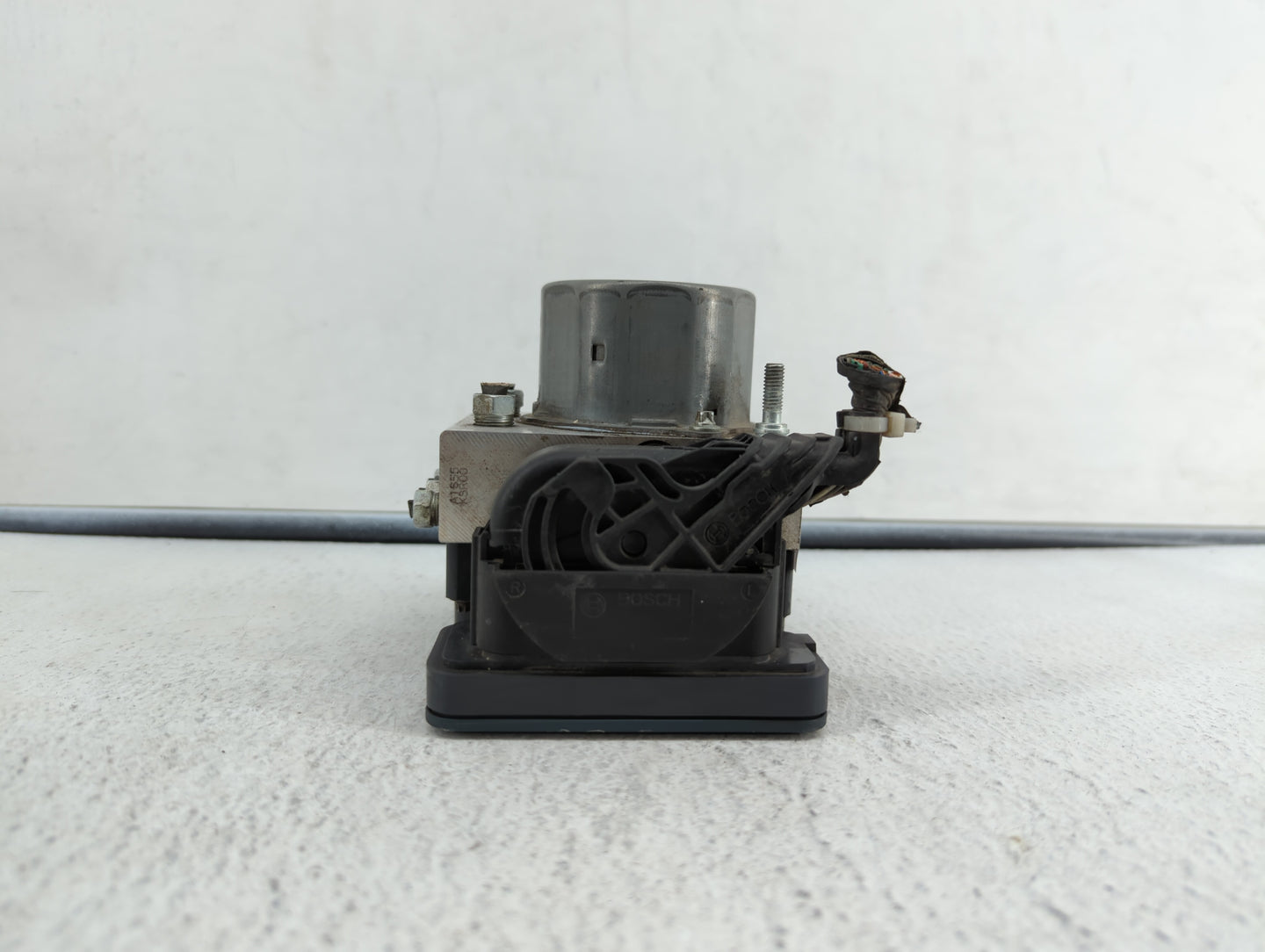 2013 Scion Fr-S ABS Pump Control Module Replacement P/N:27536-CA002 27536CA002 Fits OEM Used Auto Parts - Oemusedautoparts1.