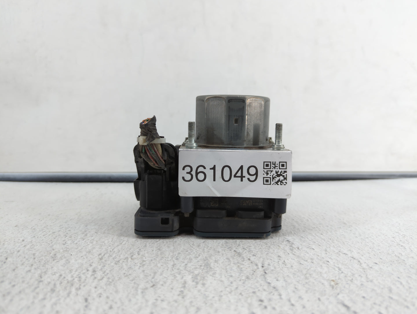 2013 Scion Fr-S ABS Pump Control Module Replacement P/N:27536-CA002 27536CA002 Fits OEM Used Auto Parts - Oemusedautoparts1.