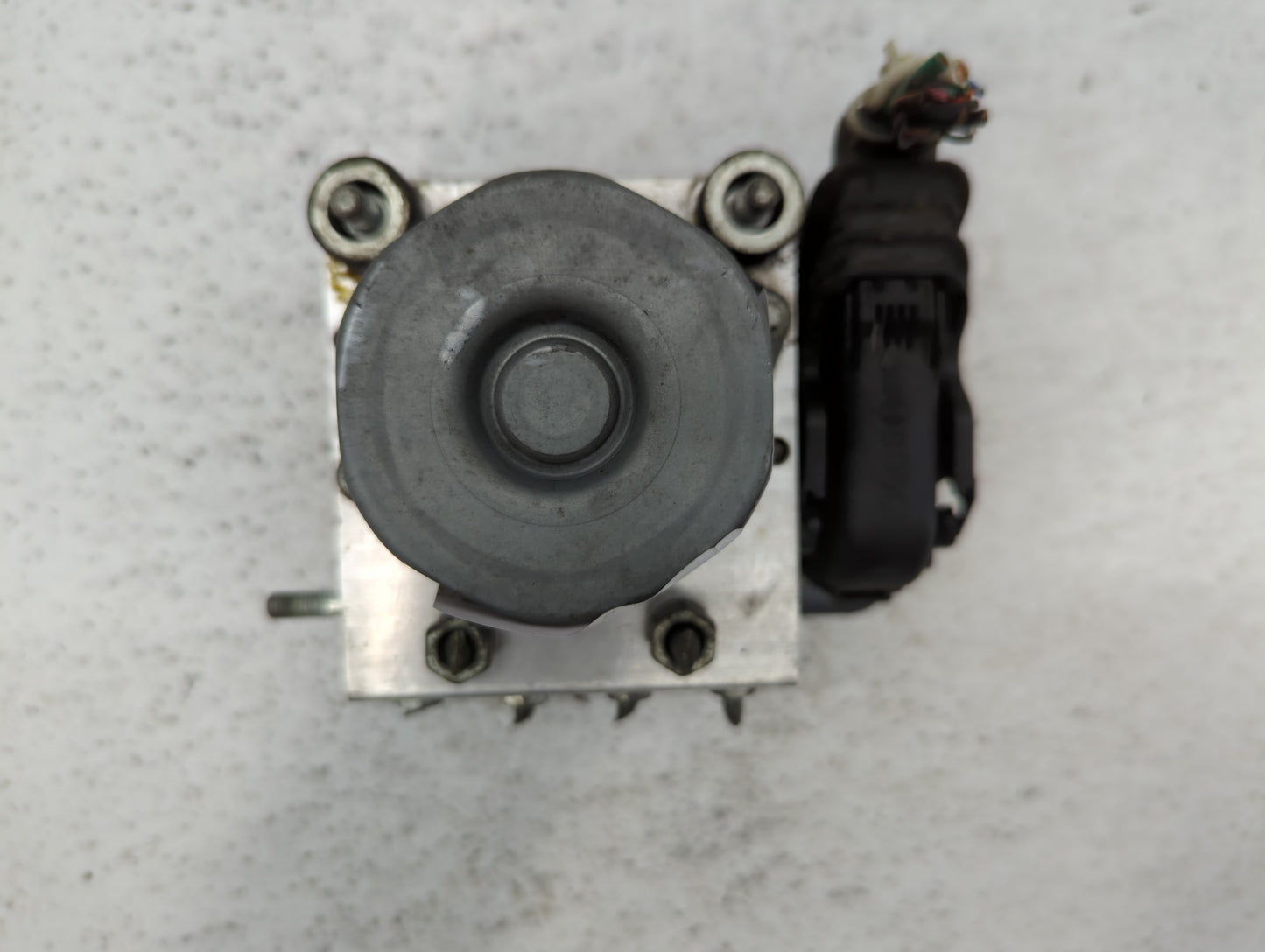 2013 Scion Fr-S ABS Pump Control Module Replacement P/N:27536CA002 27536-CA002 Fits OEM Used Auto Parts - Oemusedautoparts1.