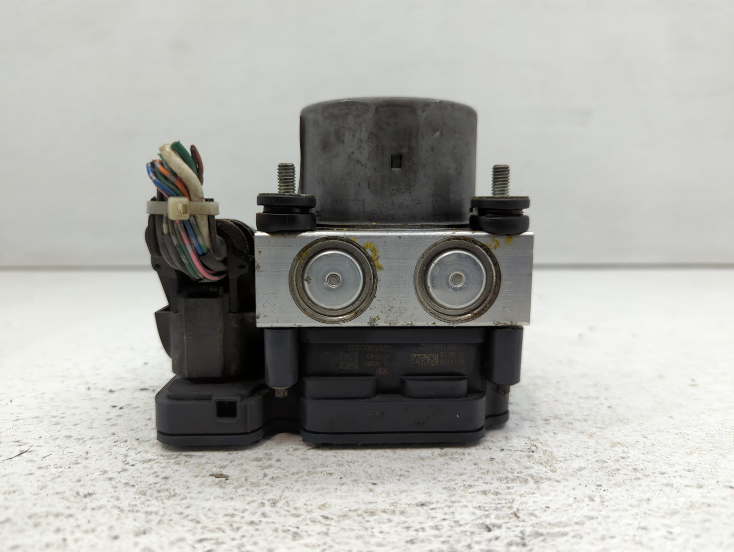 2013 Scion Fr-S ABS Pump Control Module Replacement P/N:27536CA002 27536-CA002 Fits OEM Used Auto Parts - Oemusedautoparts1.