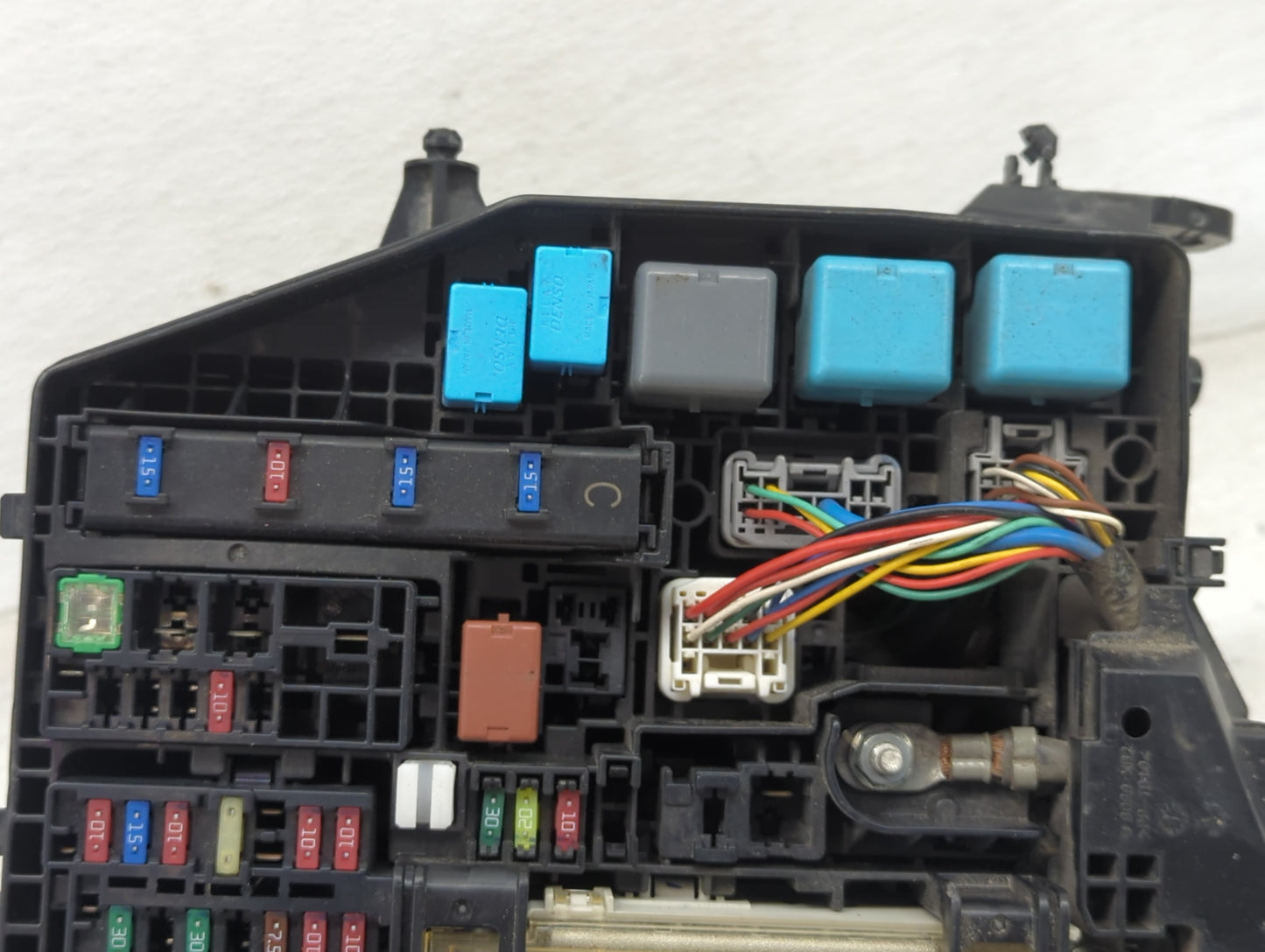 2011-2013 Scion Tc Fusebox Fuse Box Panel Relay Module P/N:9099-XB2 Fits Fits 2011 2012 2013 OEM Used Auto Parts - Oemusedau