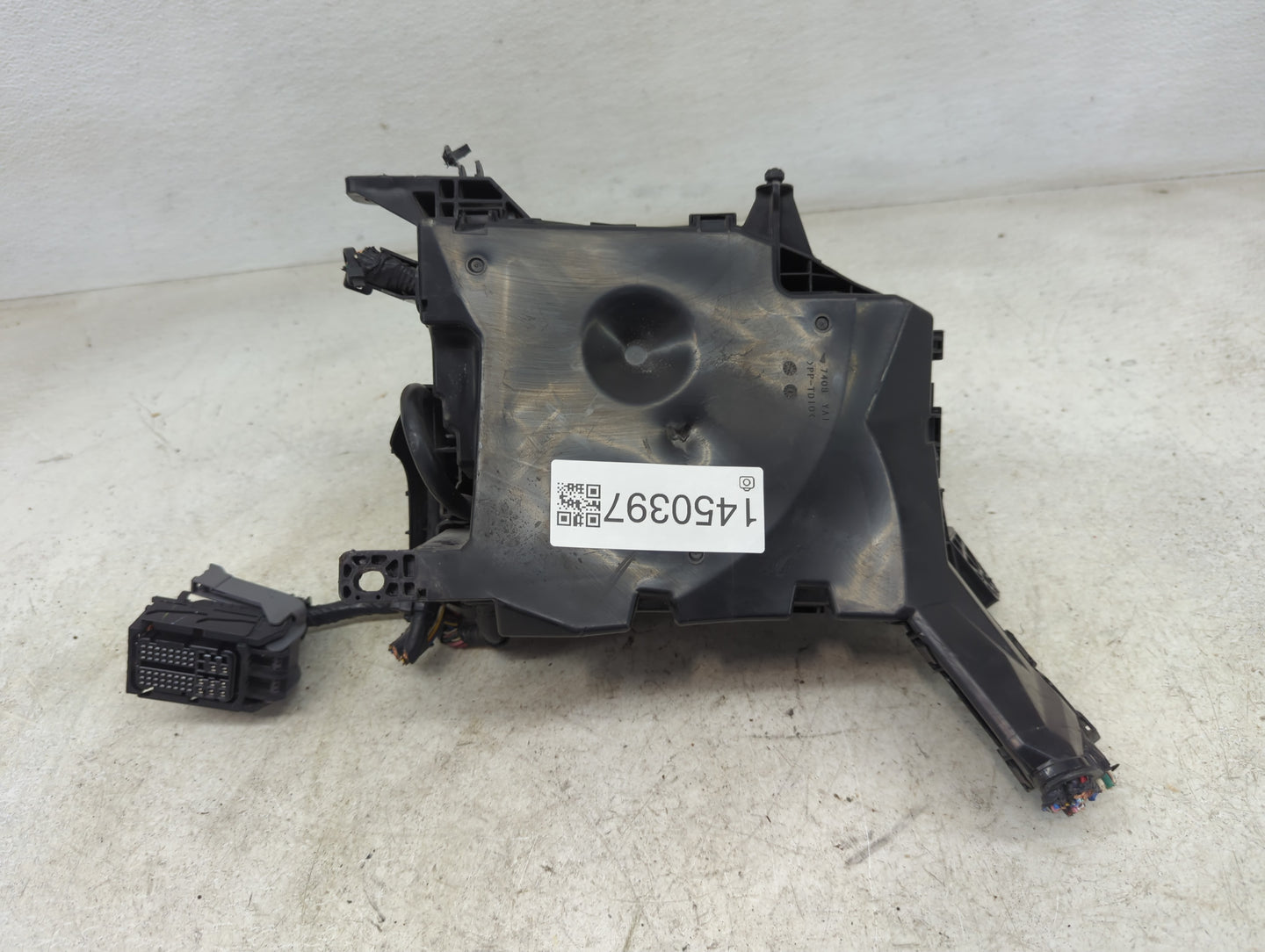 2011-2013 Scion Tc Fusebox Fuse Box Panel Relay Module P/N:9099-XB2 Fits Fits 2011 2012 2013 OEM Used Auto Parts - Oemusedau