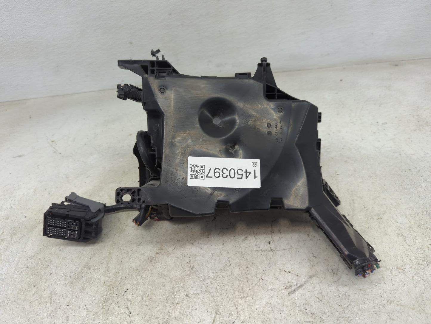 2011-2013 Scion Tc Fusebox Fuse Box Panel Relay Module P/N:9099-XB2 Fits Fits 2011 2012 2013 OEM Used Auto Parts - Oemusedau