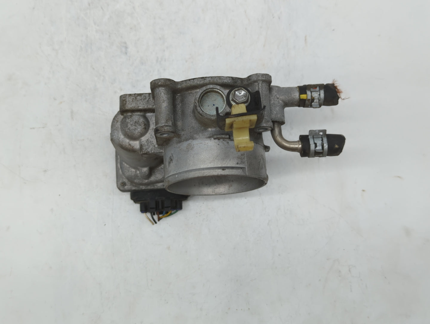 2011-2016 Scion Tc Throttle Body P/N:22030-36010 22030-0V010 Fits Fits 2009 2010 2011 2012 2013 2014 2015 2016 2017 2018 OEM