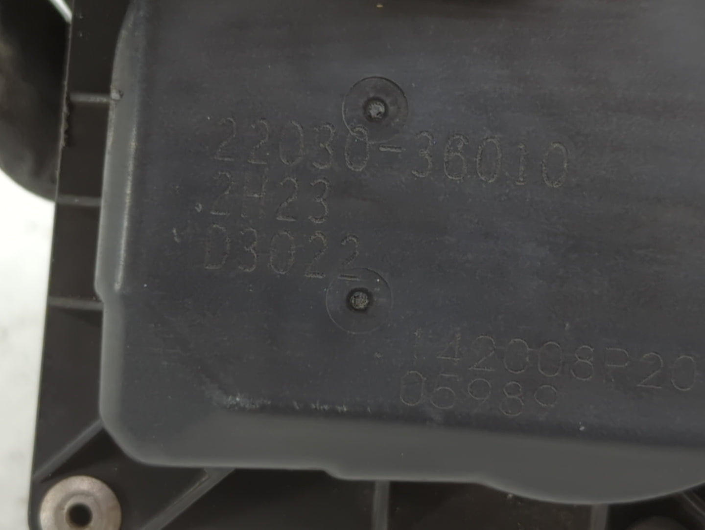 2011-2016 Scion Tc Throttle Body P/N:22030-36010 22030-0V010 Fits Fits 2009 2010 2011 2012 2013 2014 2015 2016 2017 2018 OEM