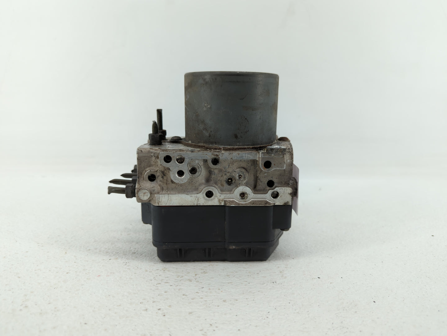 2011-2013 Scion Tc ABS Pump Control Module Replacement P/N:44540-21050 89541-21110, 44540-21060 Fits Fits 2011 2012 2013 OEM