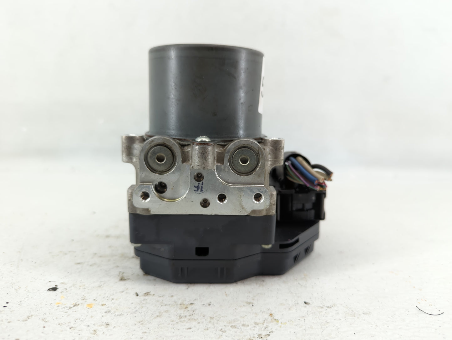 2011-2013 Scion Tc ABS Pump Control Module Replacement P/N:44540-21050 89541-21110 Fits Fits 2011 2012 2013 OEM Used Auto Pa