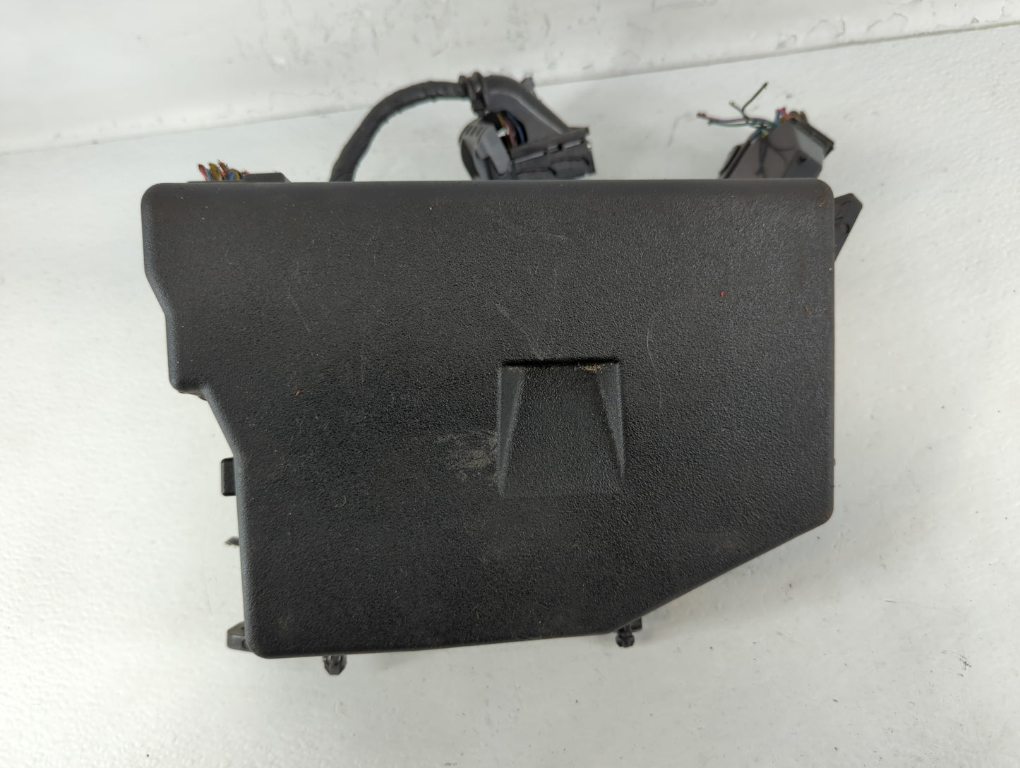2011-2013 Scion Tc Fusebox Fuse Box Panel Relay Module P/N:82662-21060 Fits Fits 2011 2012 2013 OEM Used Auto Parts - Oemuse