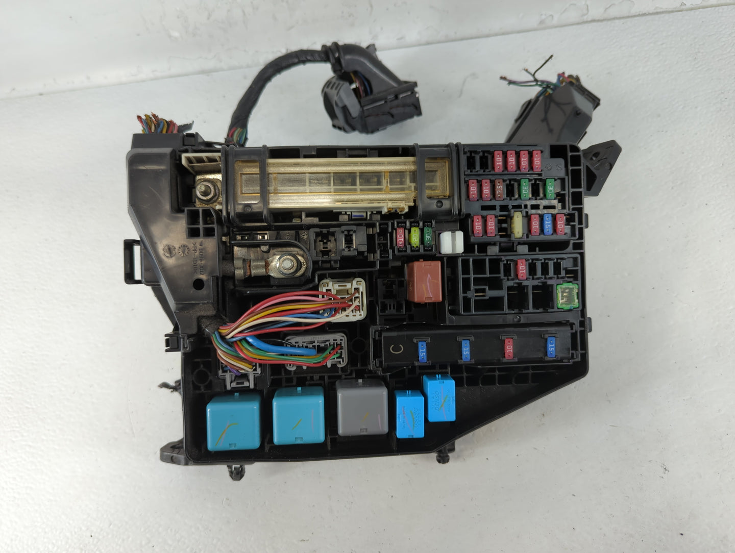 2011-2013 Scion Tc Fusebox Fuse Box Panel Relay Module P/N:82662-21060 Fits Fits 2011 2012 2013 OEM Used Auto Parts - Oemuse