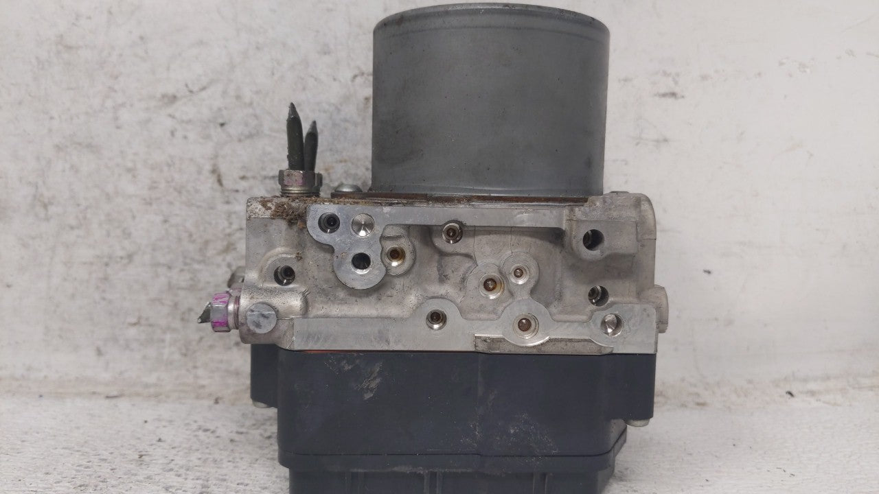 2013-2015 Scion Xb ABS Pump Control Module Replacement P/N:89541-12D30 Fits Fits 2013 2014 2015 OEM Used Auto Parts - Oemuse