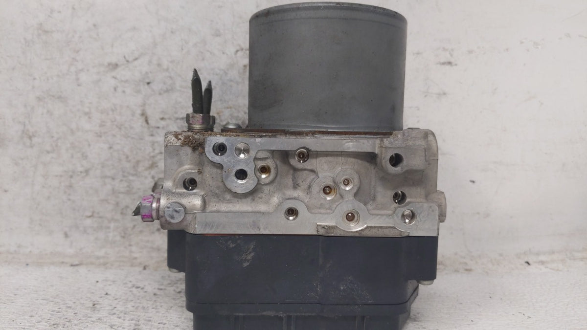 2013-2015 Scion Xb Anti-Lock Brake ABS Pump Module Actuator OEM P/N:89541-12D30 Fits Fits 2013 2014 2015 OEM Used Auto Parts