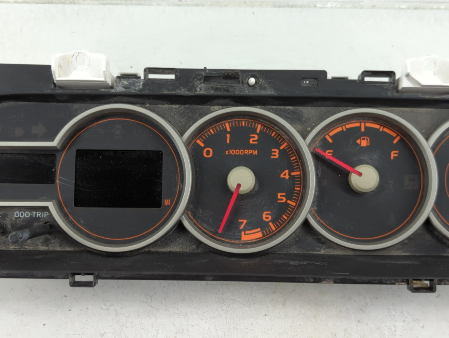 2013-2015 Scion Xb Instrument Cluster Speedometer Gauges P/N:83800-12T30 Fits Fits 2013 2014 2015 OEM Used Auto Parts - Oemu