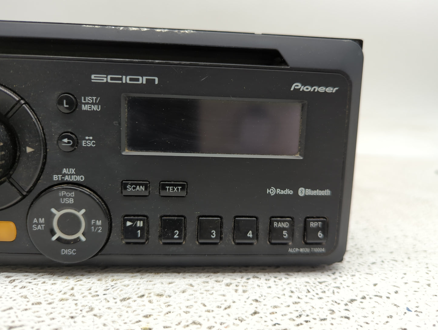 2012-2014 Scion Xb Radio AM FM Cd Player Receiver Replacement P/N:PT546-00130 Fits Fits 2012 2013 2014 OEM Used Auto Parts -