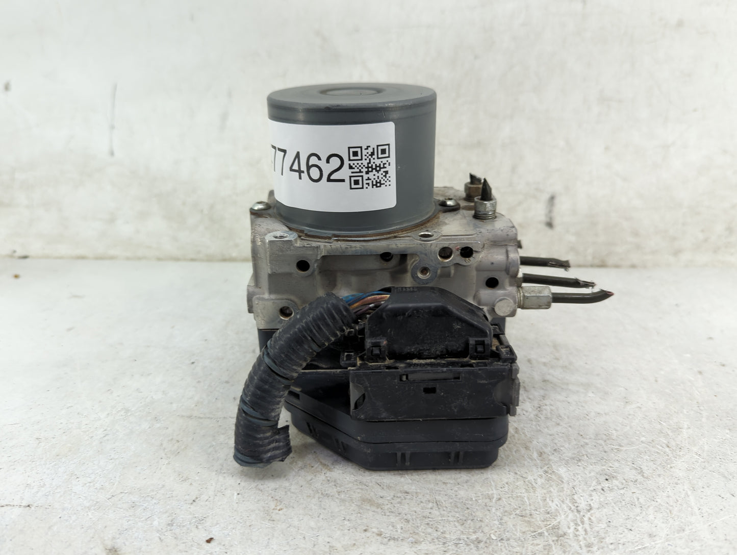 2013-2015 Scion Xb ABS Pump Control Module Replacement P/N:33800-5920 Fits Fits 2013 2014 2015 OEM Used Auto Parts - Oemused
