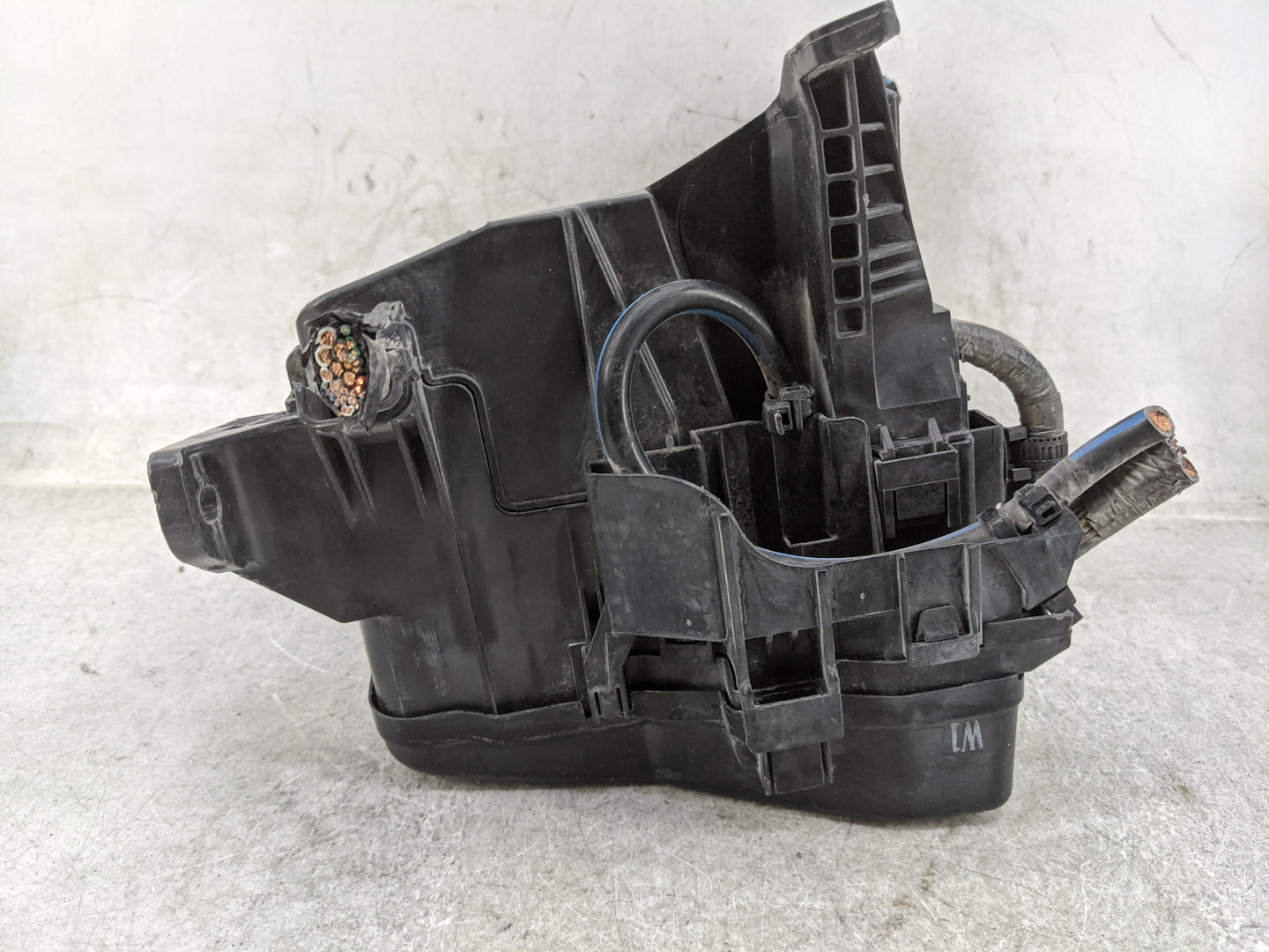 2008-2015 Scion Xb Fusebox Fuse Box Panel Relay Module P/N:82662-12450 Fits Fits 2008 2009 2010 2011 2012 2013 2014 2015 OEM