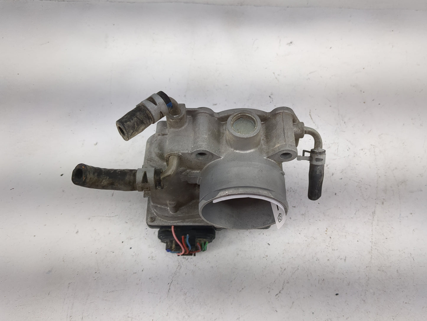 2008-2015 Scion Xb Throttle Body P/N:22030-28071 Fits Fits 2006 2007 2008 2009 2010 2011 2012 2013 2014 2015 OEM Used Auto P