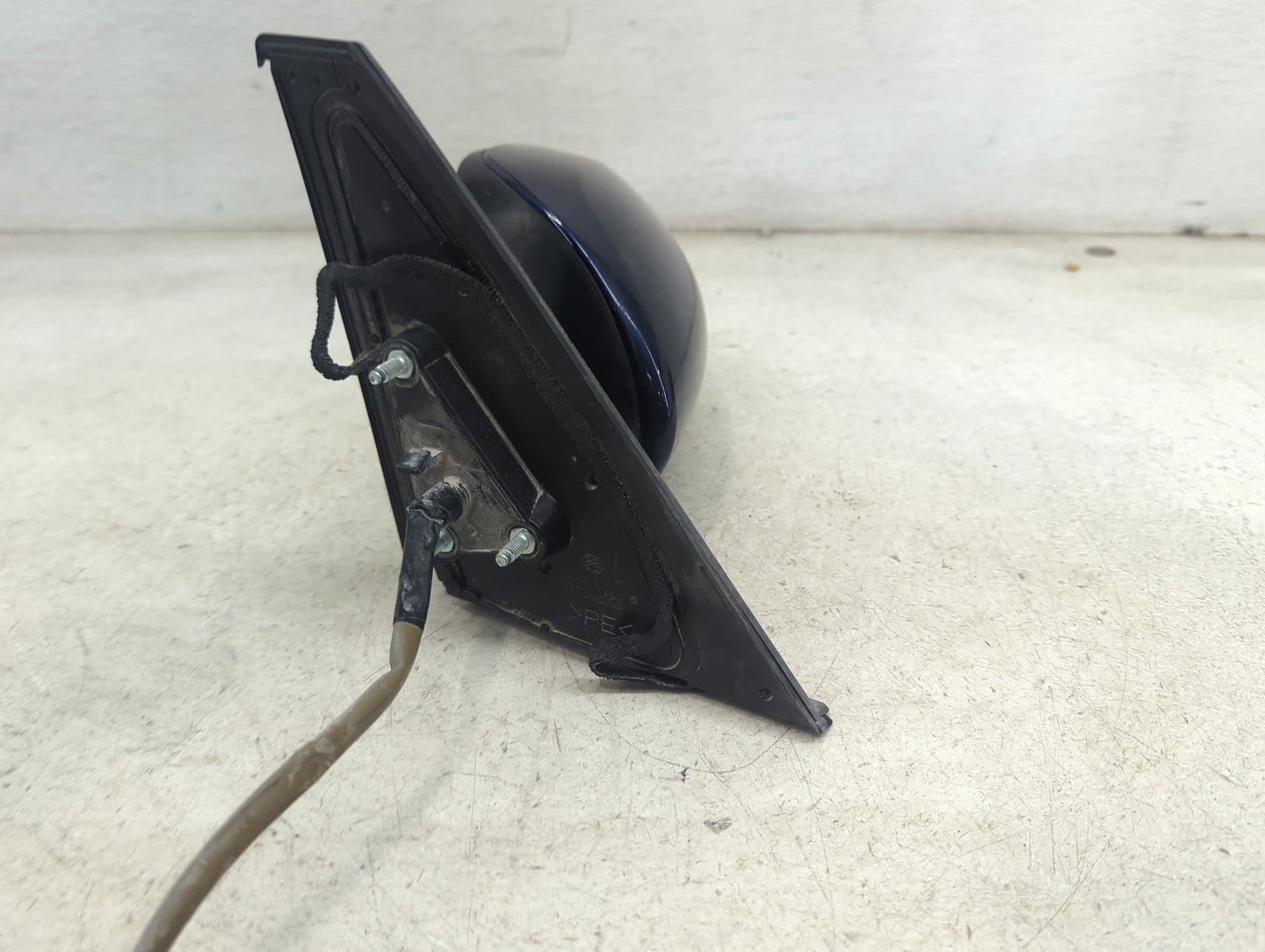 2008-2015 Scion Xb Driver Side View Mirror - Left Door Mirror OEM Used - Oemusedautoparts1.com