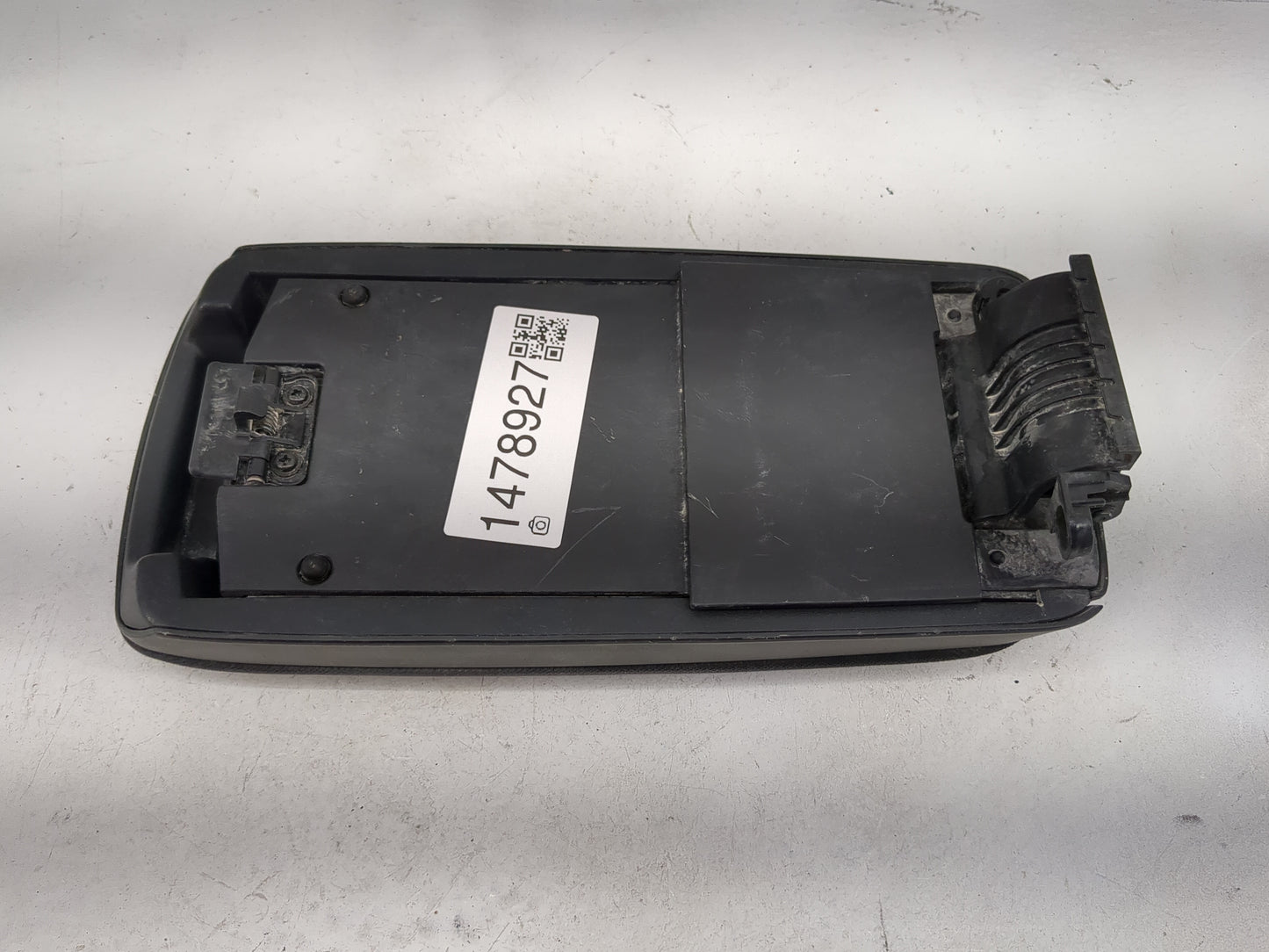 2012-2015 Scion Xb Center Console Armrest Cover Lid Fits Fits 2012 2013 2014 2015 OEM Used Auto Parts - Oemusedautoparts1.co