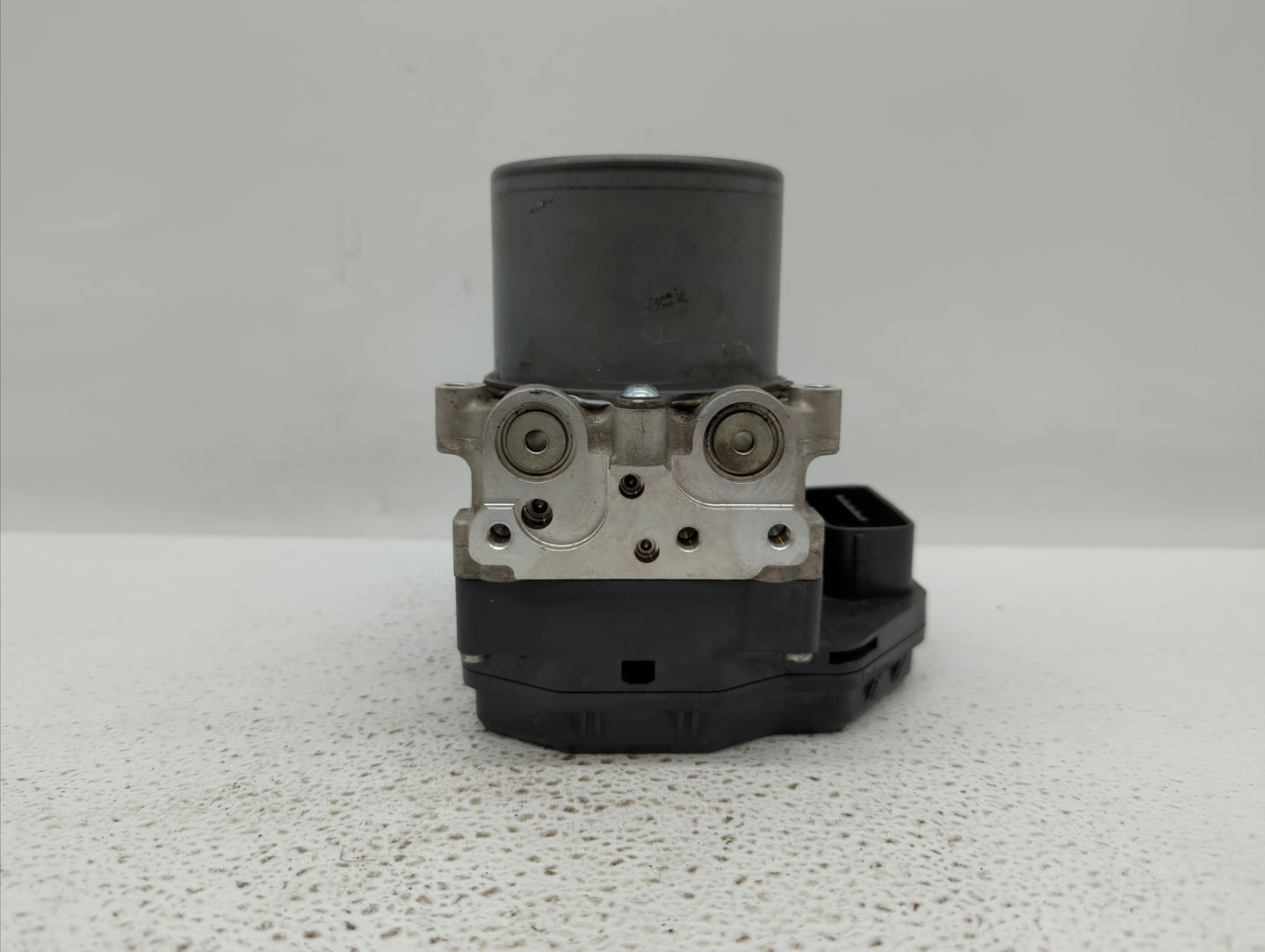 2013-2015 Scion Xb ABS Pump Control Module Replacement P/N:89541-12D30 44540-12512 Fits Fits 2013 2014 2015 OEM Used Auto Pa