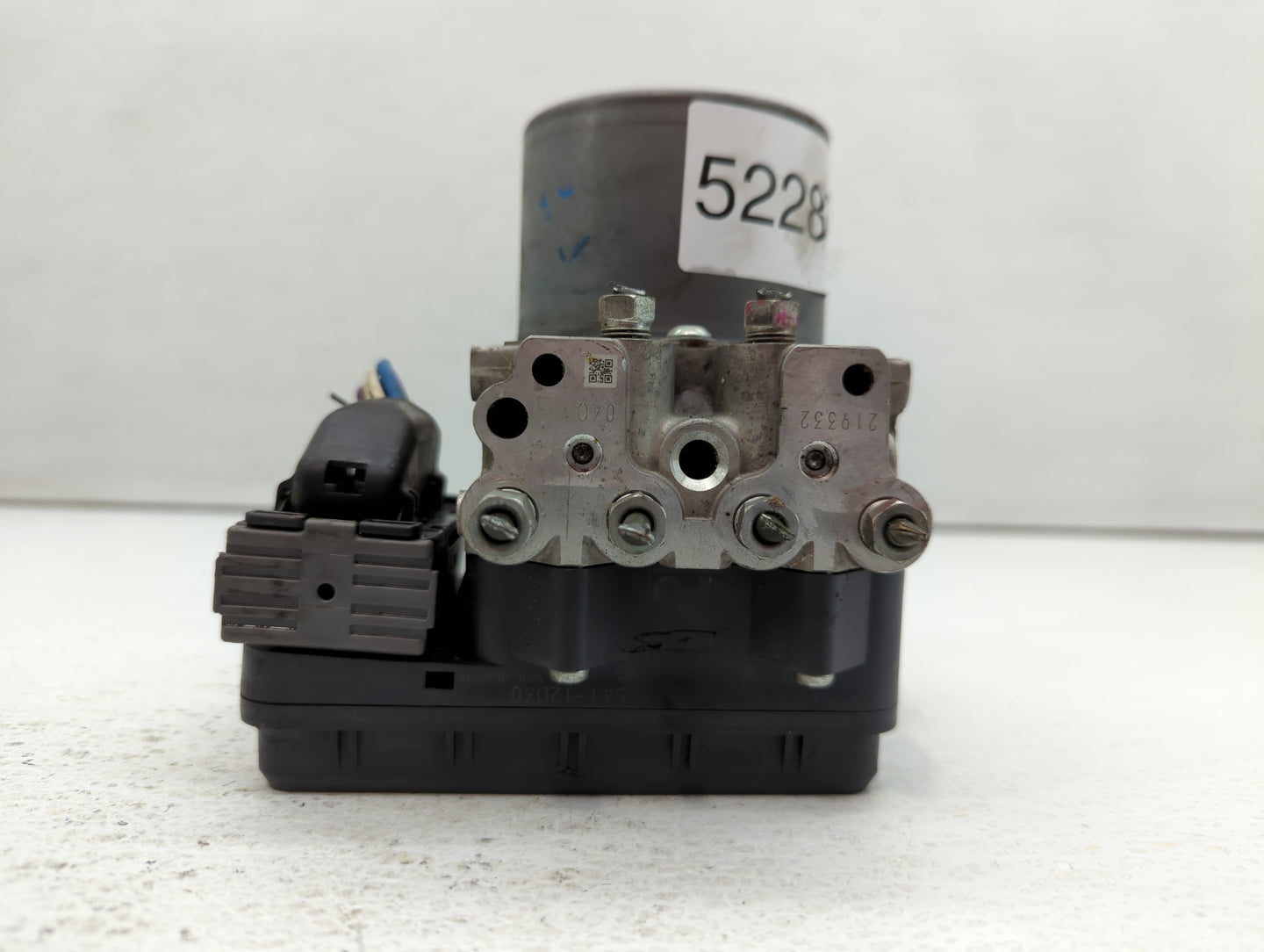 2013-2015 Scion Xb ABS Pump Control Module Replacement P/N:89541-12D30 Fits Fits 2013 2014 2015 OEM Used Auto Parts - Oemuse
