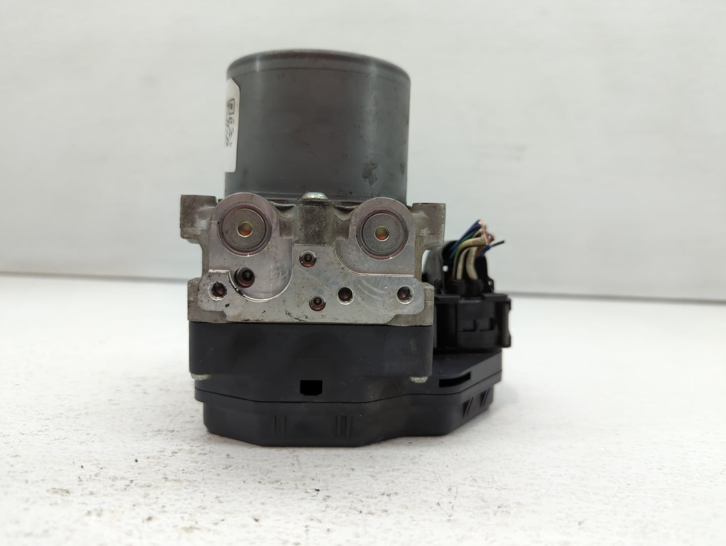 2013-2015 Scion Xb ABS Pump Control Module Replacement P/N:89541-12D30 Fits Fits 2013 2014 2015 OEM Used Auto Parts - Oemuse