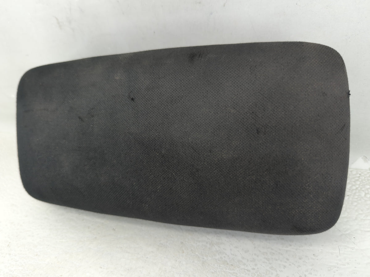 2013 Scion Xb Center Console Armrest Cover Lid Black 611769 - Oemusedautoparts1.com