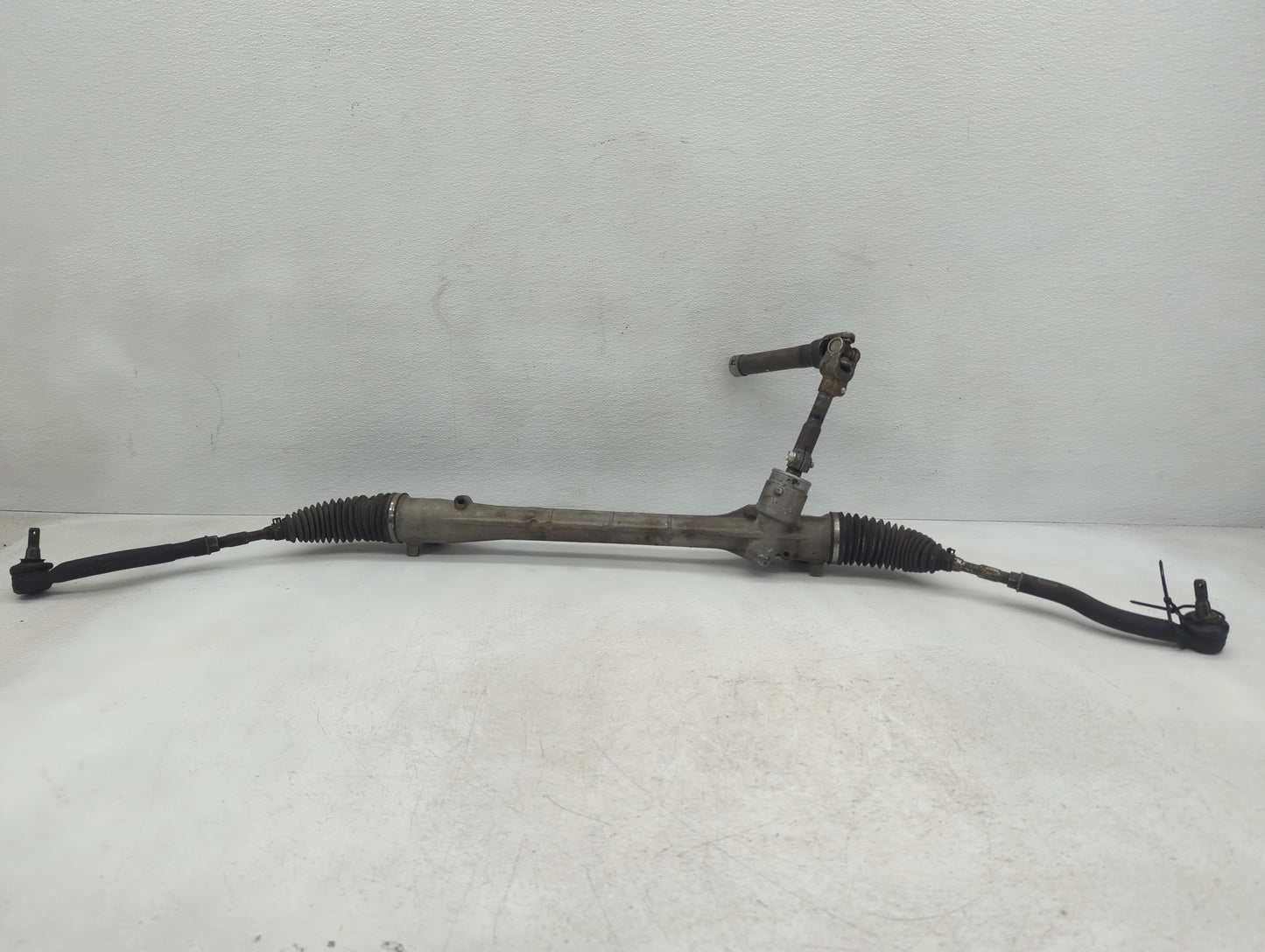 2012-2015 Scion Xb Rack and Pinion Steering Gear P/N:7057253 A60 7057253 Fits Fits 2012 2013 2014 2015 OEM Used Auto Parts -