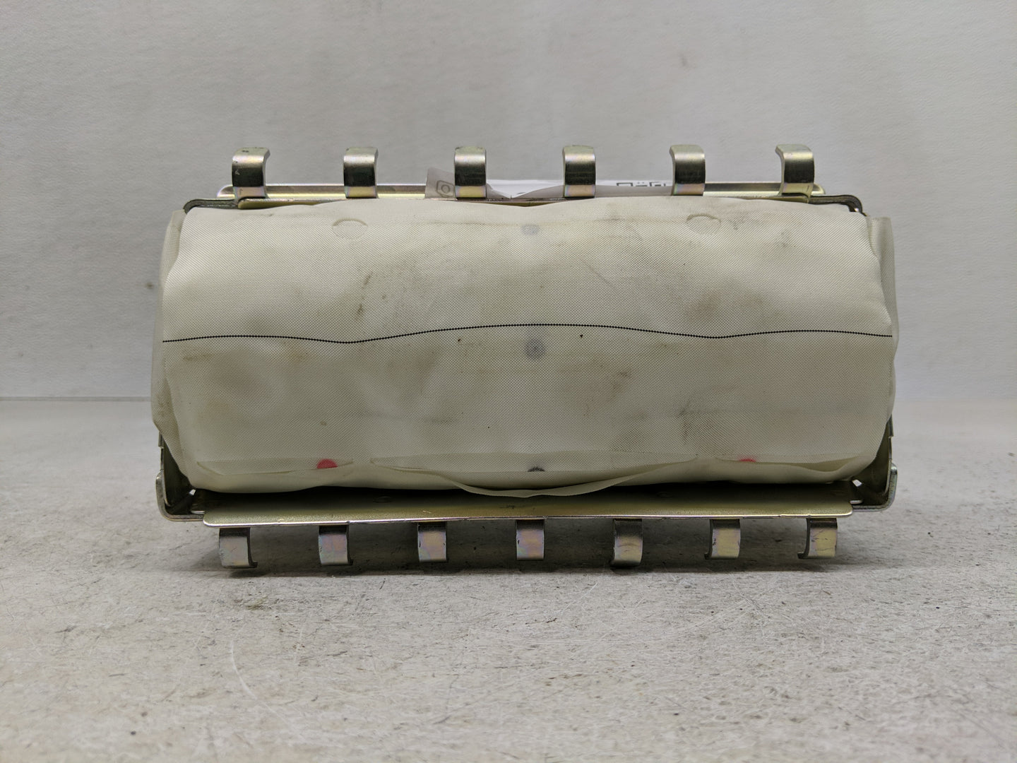 2013-2014 Scion Xd Air Bag Passenger Right Knee OEM P/N:253-55393 Fits Fits 2013 2014 OEM Used Auto Parts - Oemusedautoparts