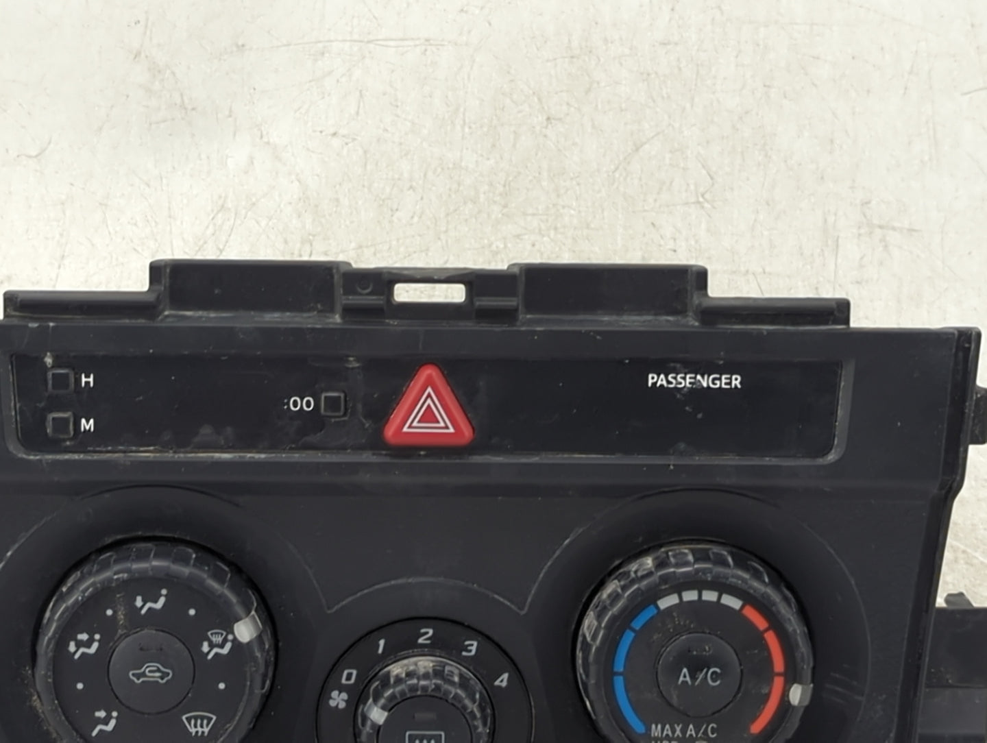 2013 Subaru Brz Climate Control Module Temperature AC/Heater Replacement P/N:85201CA04 438CD Fits OEM Used Auto Parts - Oemu