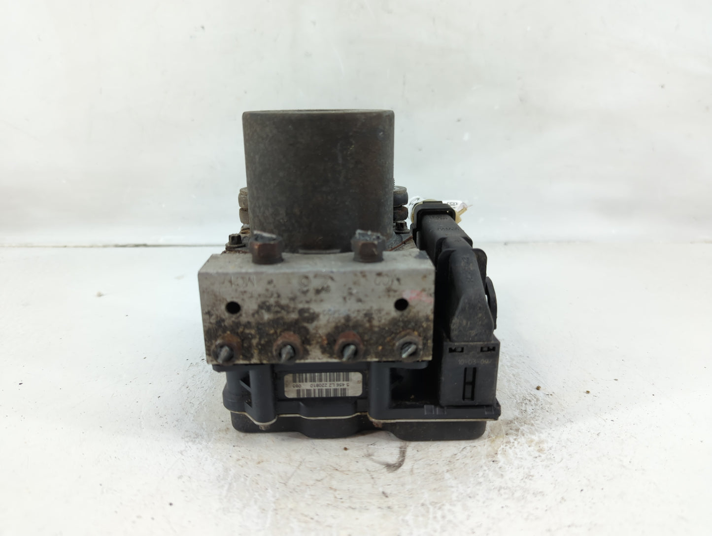 2013 Subaru Forester ABS Pump Control Module Replacement P/N:0 265 251 507 Fits OEM Used Auto Parts - Oemusedautoparts1.com