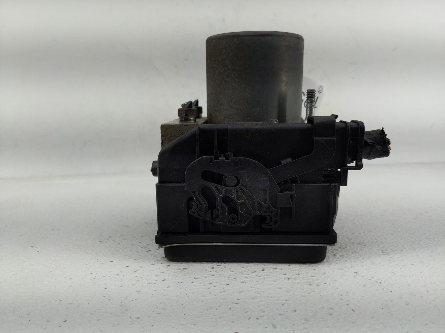 2013 Subaru Forester ABS Pump Control Module Replacement P/N:27536SC080 Fits OEM Used Auto Parts - Oemusedautoparts1.com