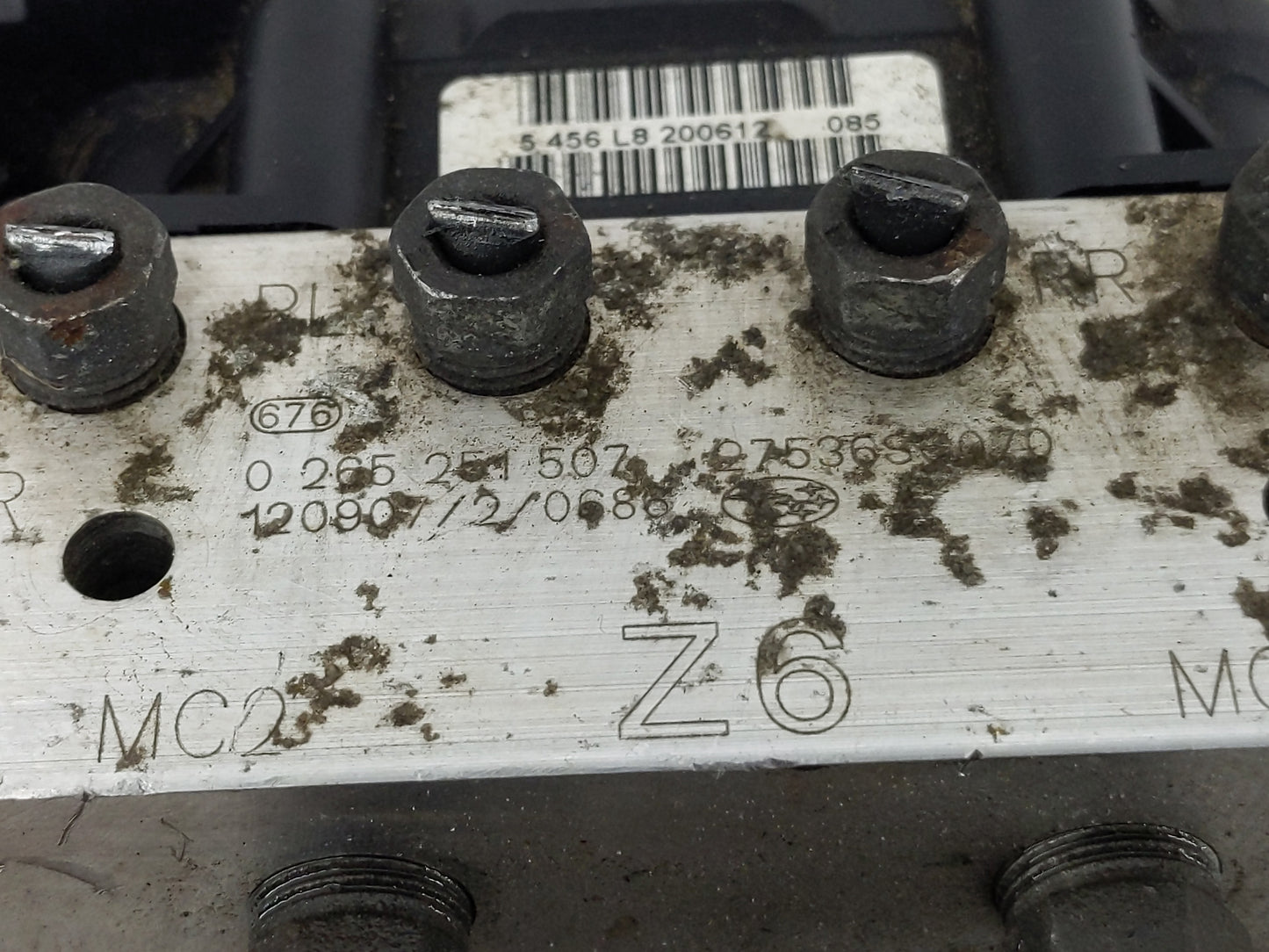 2013 Subaru Forester ABS Pump Control Module Replacement P/N:27536SC080 Fits OEM Used Auto Parts - Oemusedautoparts1.com