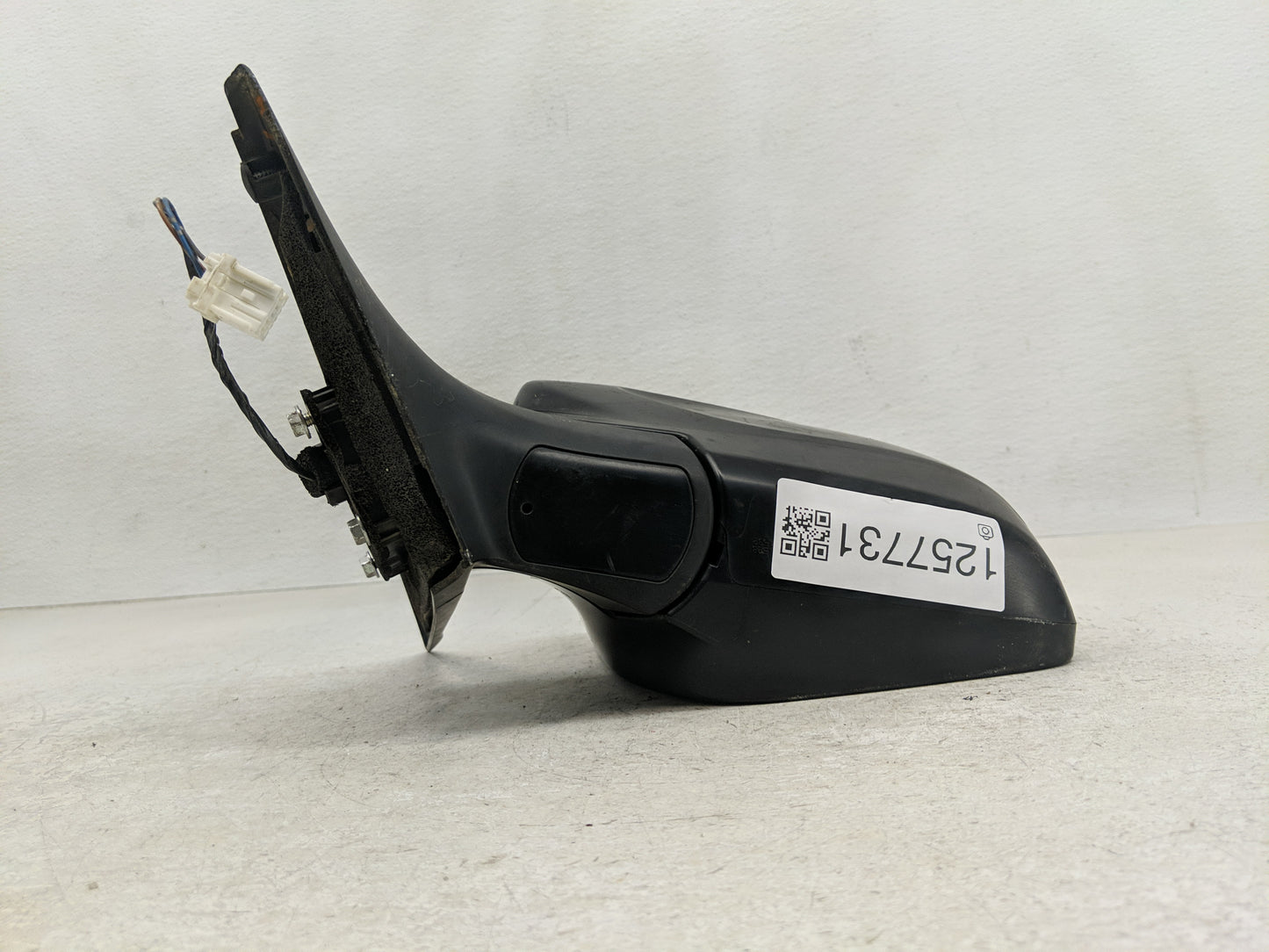 2013 Subaru Forester Driver Side View Mirror - Left Door Mirror OEM Used - Oemusedautoparts1.com